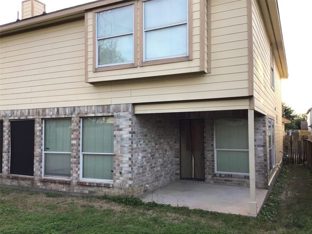 19818 Twisted Creek Drive, Tomball, TX 77375