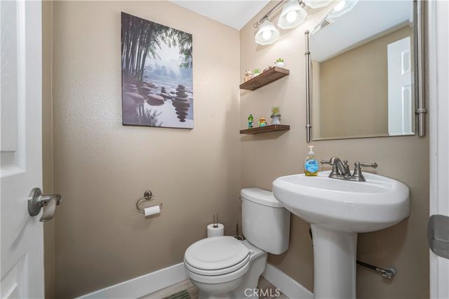21421 Kirkwall, Lake Forest, CA 92630
