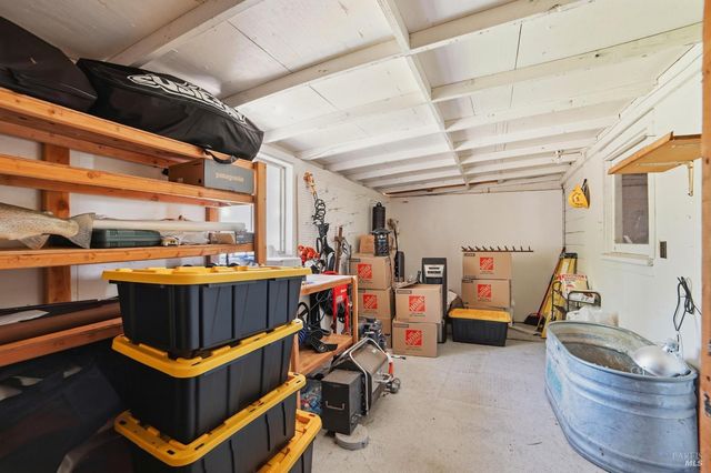 644 Piezzi Rd, Santa Rosa, CA 95401