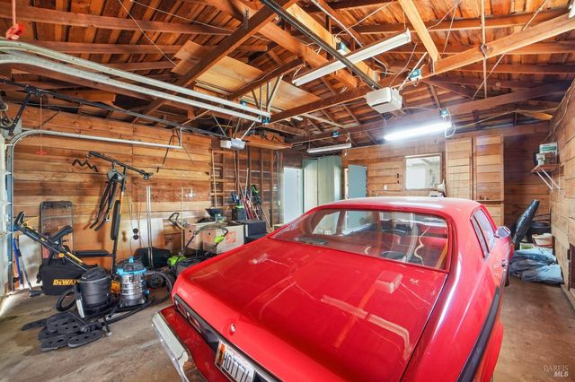 644 Piezzi Rd, Santa Rosa, CA 95401