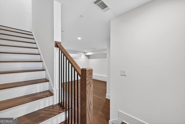 422 Cedar Dust Drive, Decatur, GA 30030