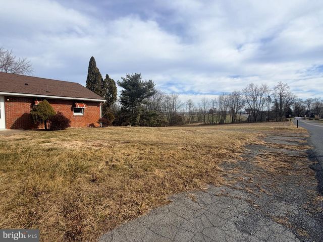 3891 COSEYTOWN ROAD, Greencastle, PA 17225