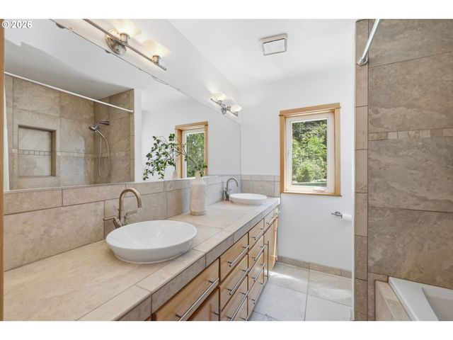 87151 KELLMORE St, Eugene, OR 97402