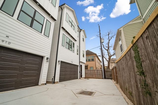 1908 Wheeler Street, Houston, TX 77004