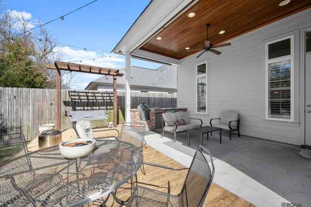 18541 Oakland Crossing Blvd, Prairieville, LA 70769