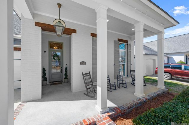 18541 Oakland Crossing Blvd, Prairieville, LA 70769