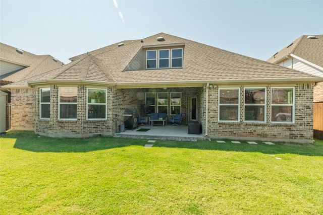 932 Basket Willow Terrace, Fort Worth, TX 76052