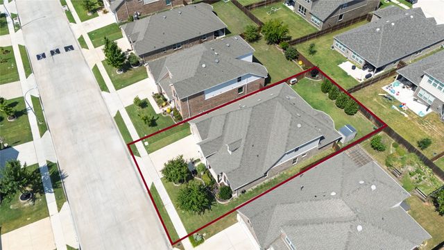 932 Basket Willow Terrace, Fort Worth, TX 76052