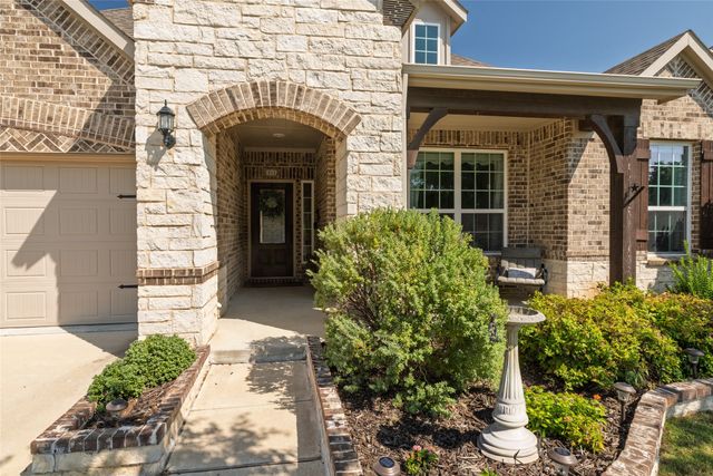 932 Basket Willow Terrace, Fort Worth, TX 76052