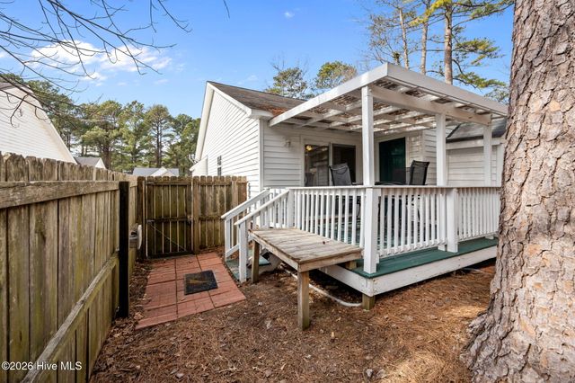 2924 Flintridge Drive, Greenville, NC 27834