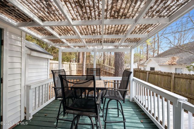 2924 Flintridge Drive, Greenville, NC 27834