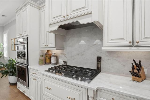 5925 Overlook Club Circle, Suwanee, GA 30024