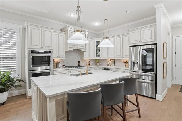 5925 Overlook Club Circle, Suwanee, GA 30024