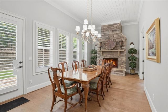 5925 Overlook Club Circle, Suwanee, GA 30024