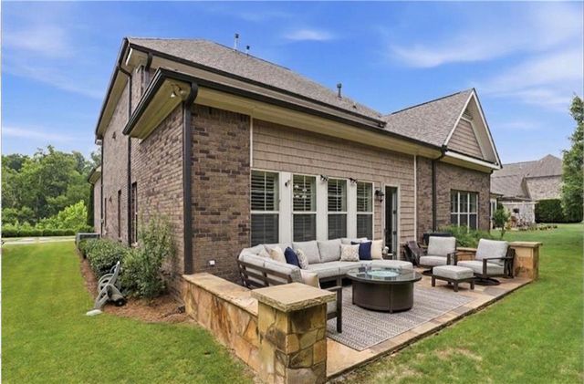 5925 Overlook Club Circle, Suwanee, GA 30024