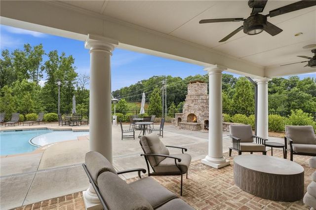 5925 Overlook Club Circle, Suwanee, GA 30024