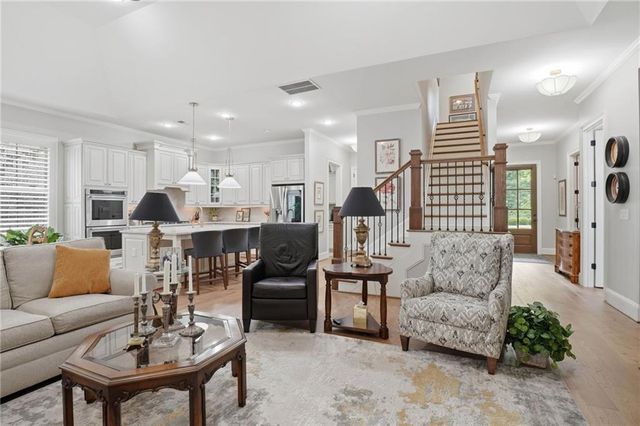 5925 Overlook Club Circle, Suwanee, GA 30024