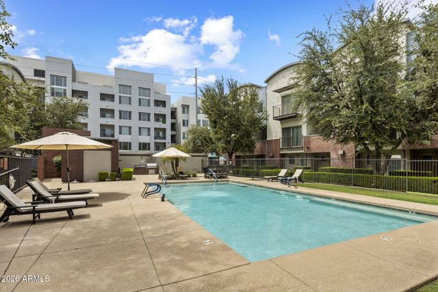525 W LAKESIDE Drive 141, Tempe, AZ 85281