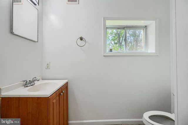 7520 OLD PHILADELPHIA RD, Rosedale, MD 21237