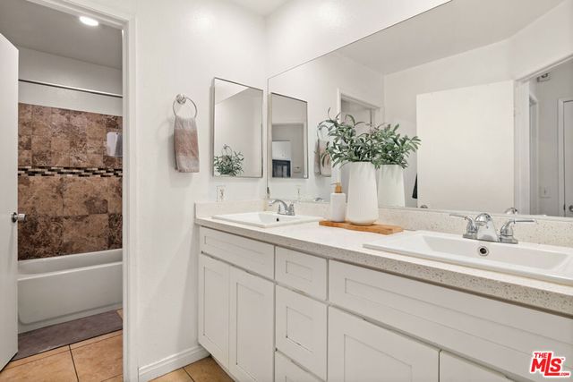 3192 Darby Street 114, Simi Valley, CA 93063