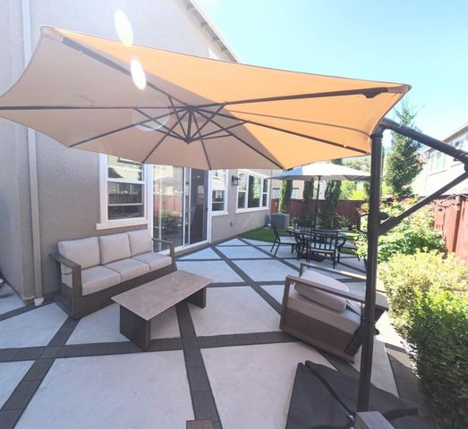 1601 Castlewood Place, Gilroy, CA 95020