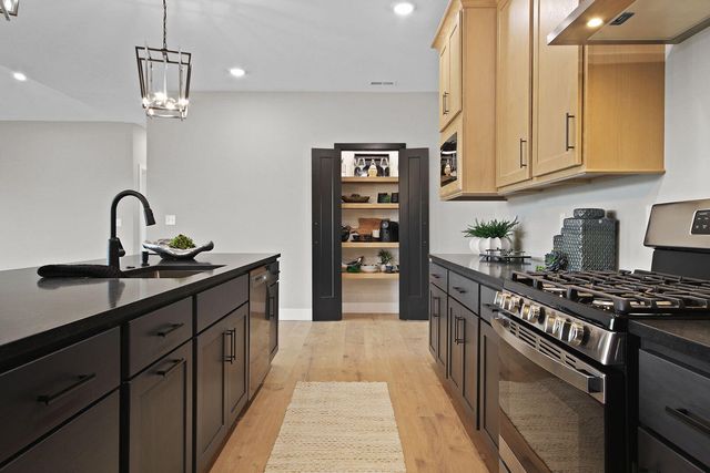 5725 KESTREL LP, Columbia, MO 65202