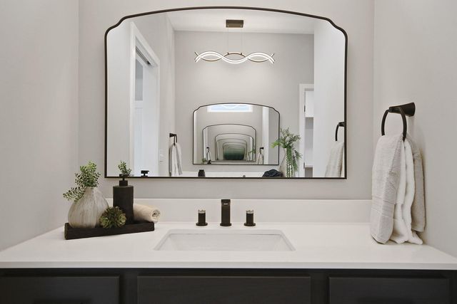 5725 KESTREL LP, Columbia, MO 65202