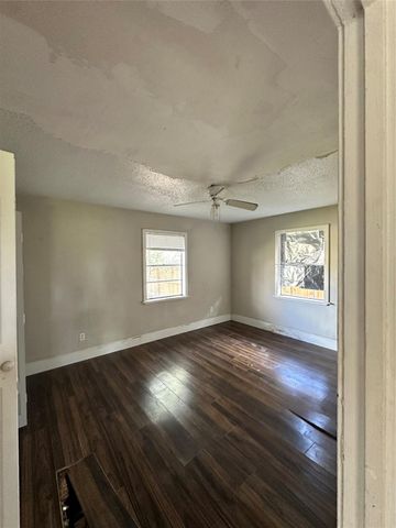 208 S Colbert Street, Dayton, TX 77535