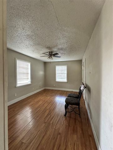 208 S Colbert Street, Dayton, TX 77535