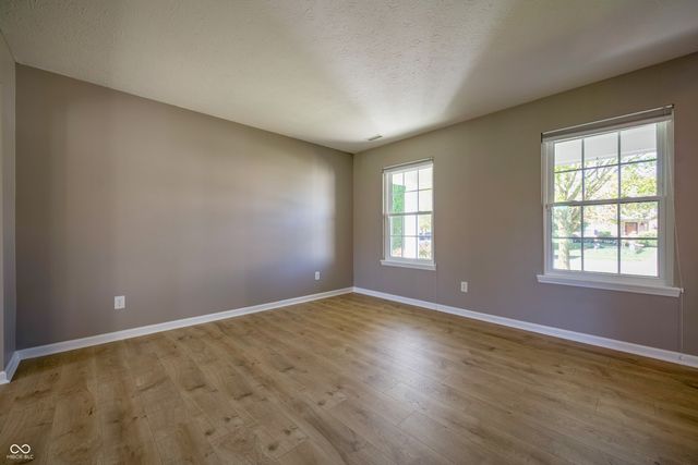 5730 Columbia Circle, Greenwood, IN 46142