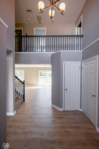 5730 Columbia Circle, Greenwood, IN 46142