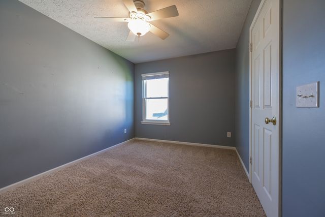 5730 Columbia Circle, Greenwood, IN 46142