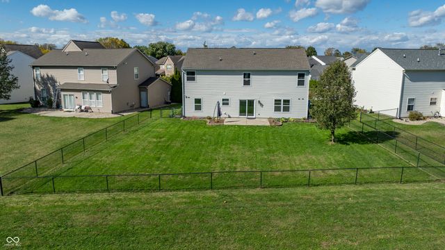 5730 Columbia Circle, Greenwood, IN 46142