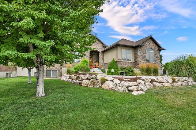 1234 S SHOTLEY BRIDGE DR, Syracuse, UT 84075