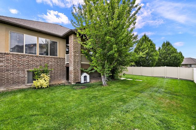1234 S SHOTLEY BRIDGE DR, Syracuse, UT 84075