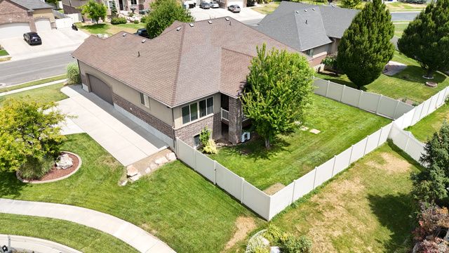 1234 S SHOTLEY BRIDGE DR, Syracuse, UT 84075