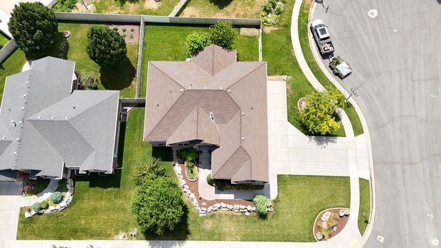 1234 S SHOTLEY BRIDGE DR, Syracuse, UT 84075