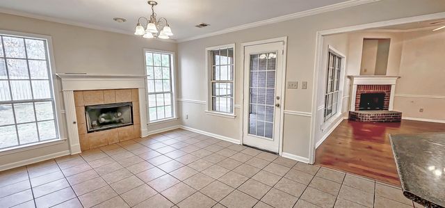 6172 MAGGIE OAKS DR, Bartlett, TN 38135