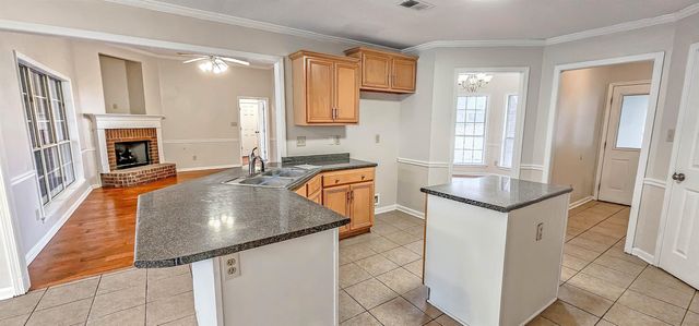 6172 MAGGIE OAKS DR, Bartlett, TN 38135