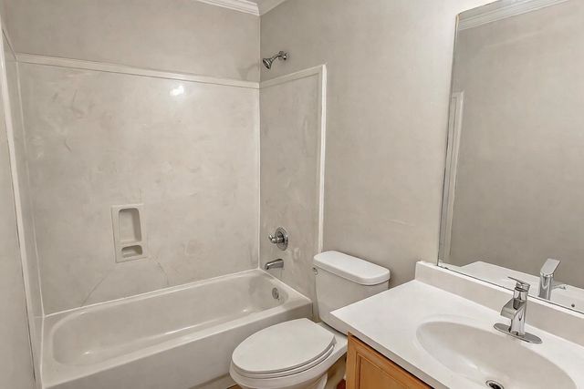 6172 MAGGIE OAKS DR, Bartlett, TN 38135