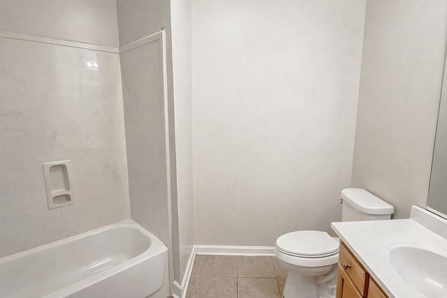 6172 MAGGIE OAKS DR, Bartlett, TN 38135