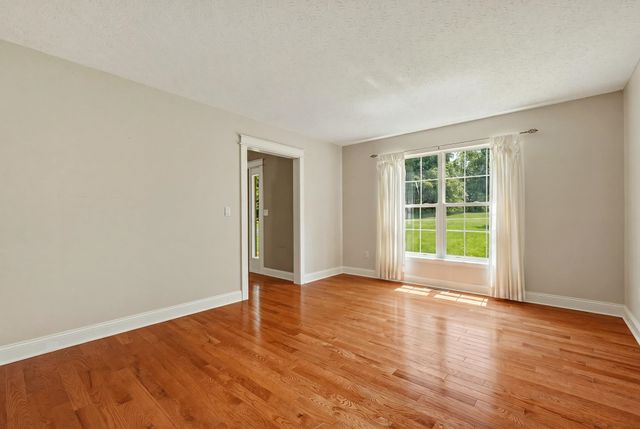 52 Timberlane Drive, Milton, WV 25541