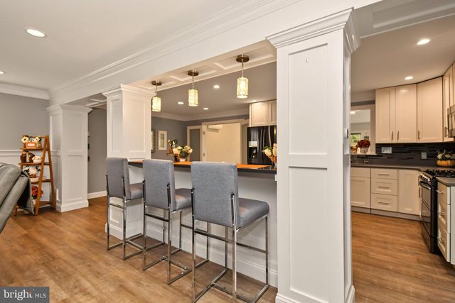 2221 OAKFIELD RD, Warrington, PA 18976