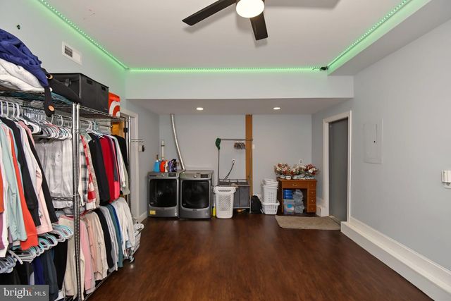2221 OAKFIELD RD, Warrington, PA 18976