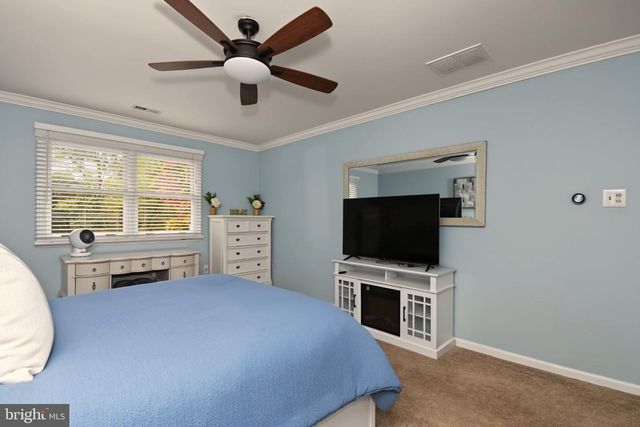 2221 OAKFIELD RD, Warrington, PA 18976