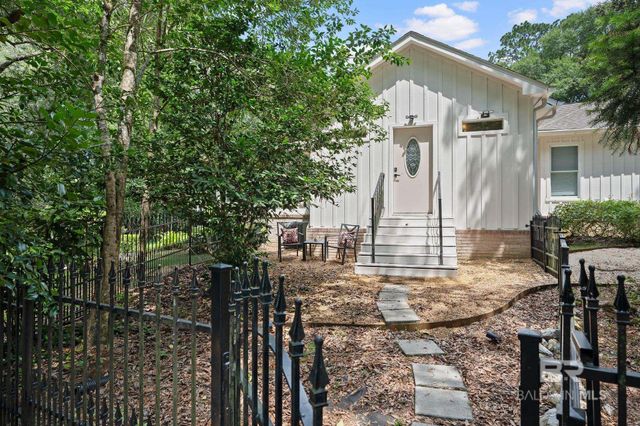 13291 US Highway 90, Loxley, AL 36551