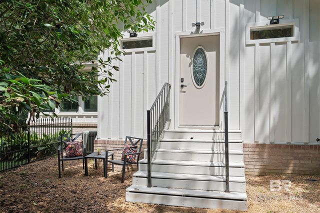 13291 US Highway 90, Loxley, AL 36551