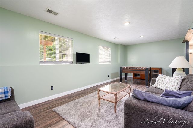 6998 Riverwood Drive, Belding, MI 48809