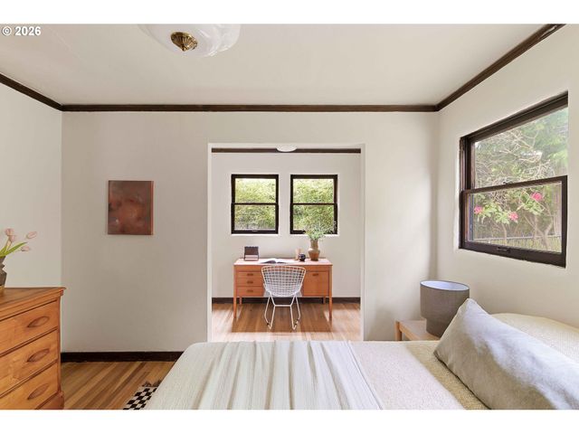 4225 Ne DAVIS St, Portland, OR 97213