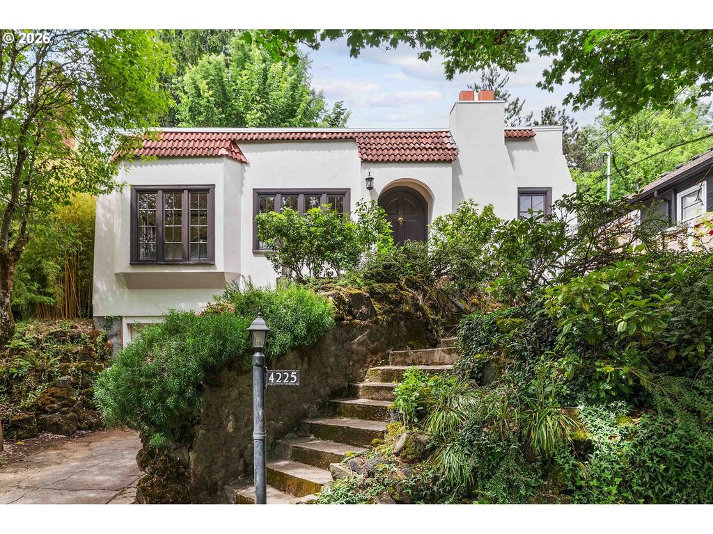 4225 Ne DAVIS St, Portland, OR 97213